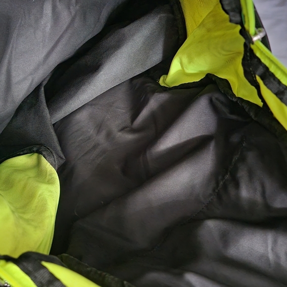 Nike  big BackpackSignal Green Used in good condition - Picture 5 of 7